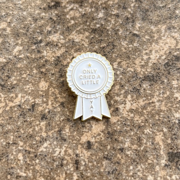 Only cried a little brooch lapel pin backpack pin‎ hat pin - Picture 1 of 3
